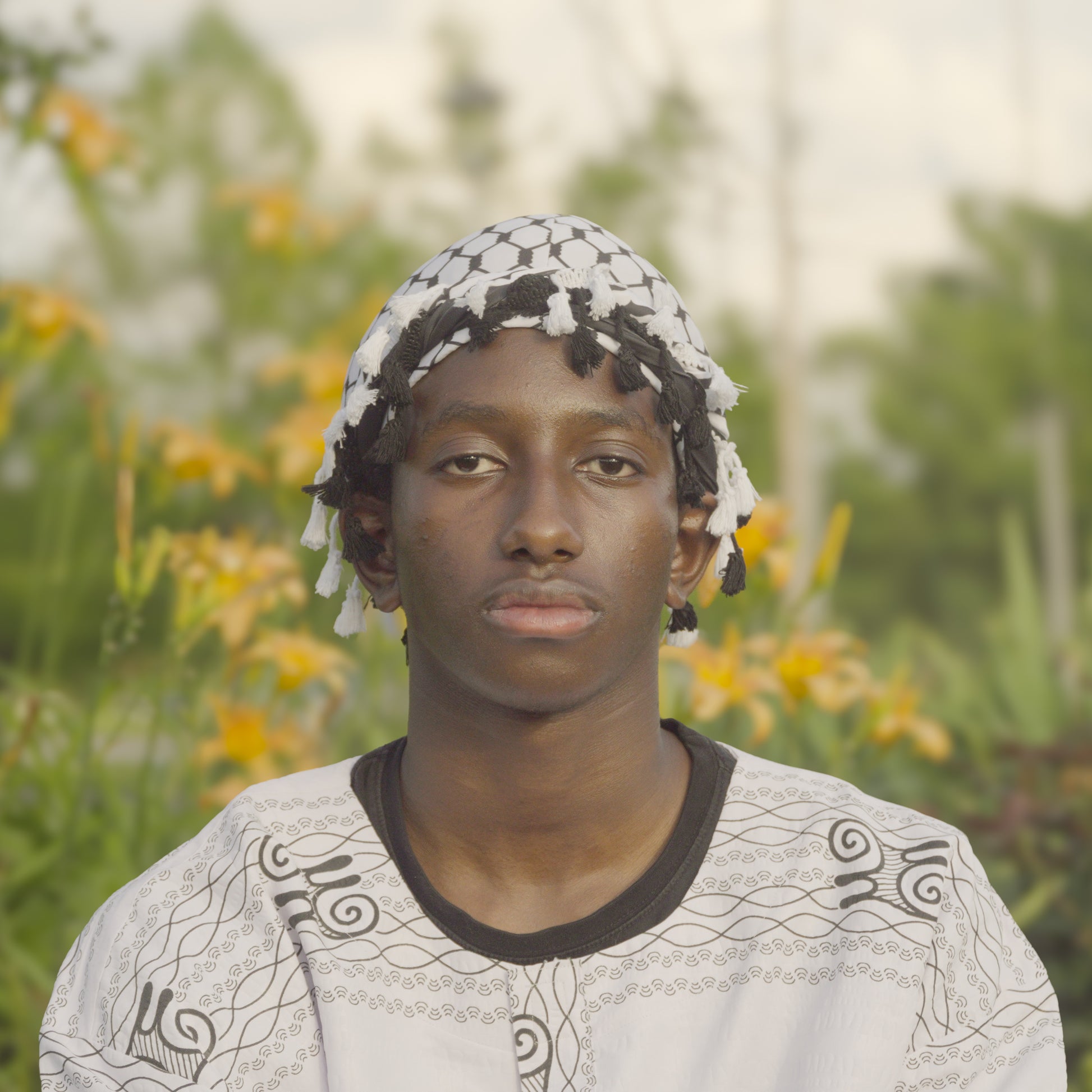 Al-Khutwa – The Step                                                                                                                               Black & White Wrap Inspired by Faith & Resilience